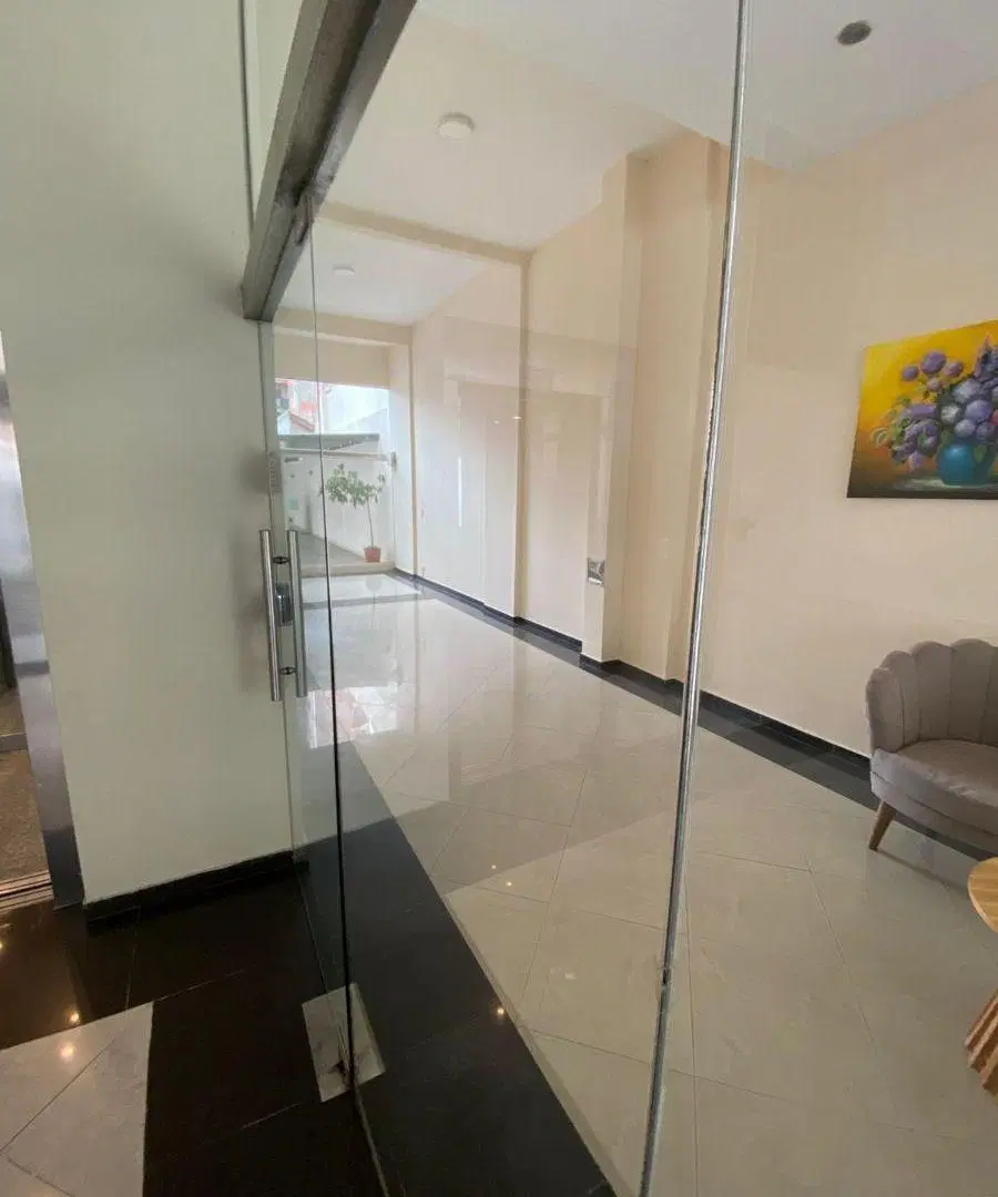 Imperdible semipiso 2 ambientes con cochera AMOBLADO en Quilmes Centro 4