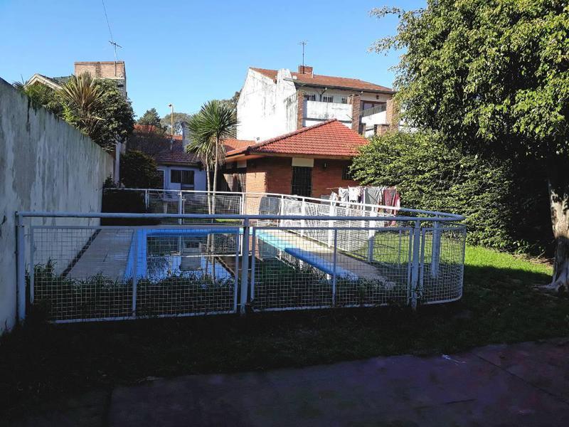 CAsa de 4 ambientes en venta, Quilmes