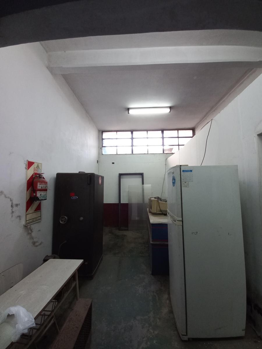 Casa de 4 ambientes en venta en Quilmes