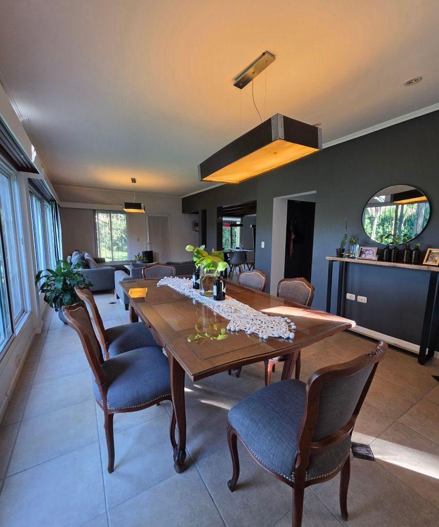 Venta casa 4 ambientes Ranelagh pileta