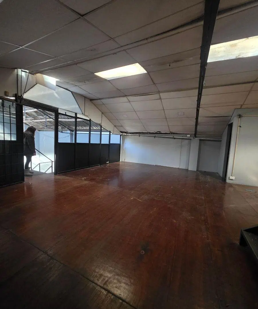 Galpón en venta en Quilmes 2