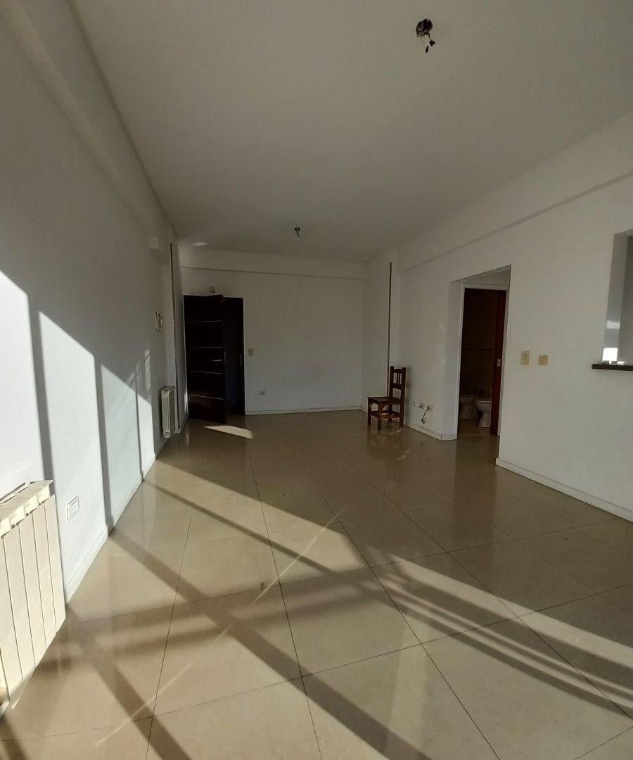 Foto de Departamento en alquiler 2 ambientes en Quilmes cochera, imagen 4