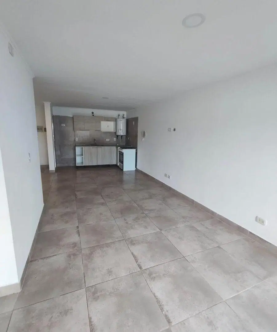 Departamento 2 Ambientes En Alquiler En Ezpeleta 1