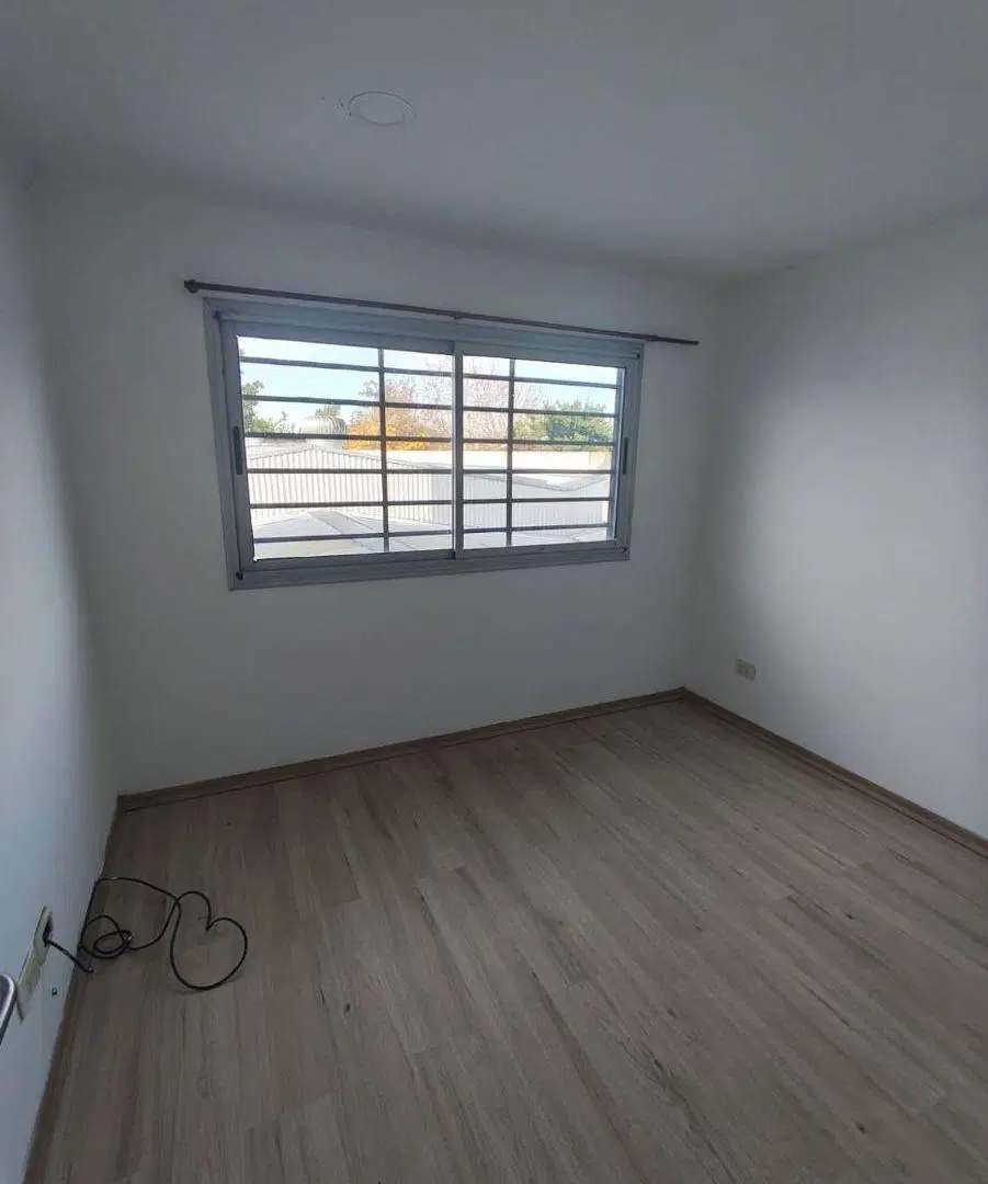 Departamento 2 Ambientes En Alquiler En Ezpeleta 3