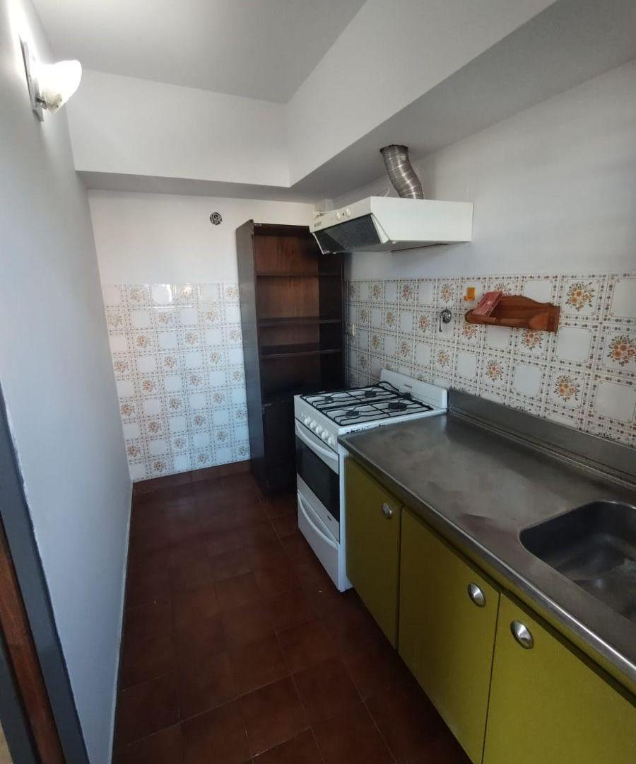 Foto de Departamento 2 Ambientes En Alquiler En Quilmes Centro Con Cochera, imagen 4