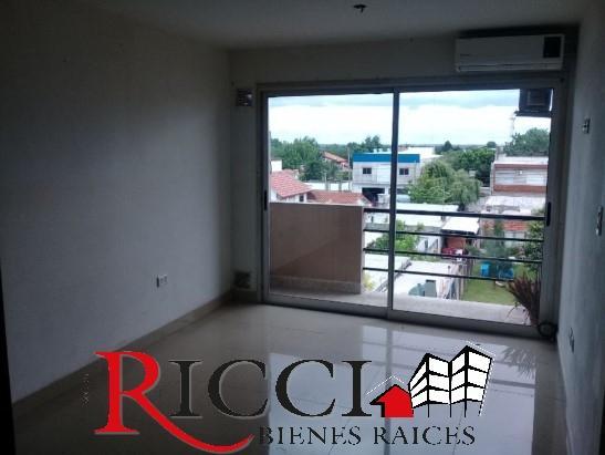 EXCELENTE MONOAMBIENTE CON COCHERA CONTRAFRENTE. 5