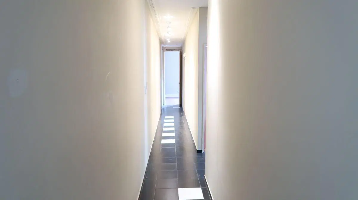 Excelente casa de dos plantas con 5 ambientes. 1