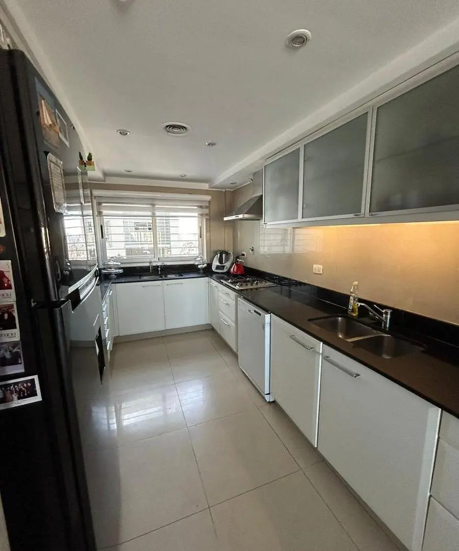 Venta departamento 4 ambientes -Flores 5
