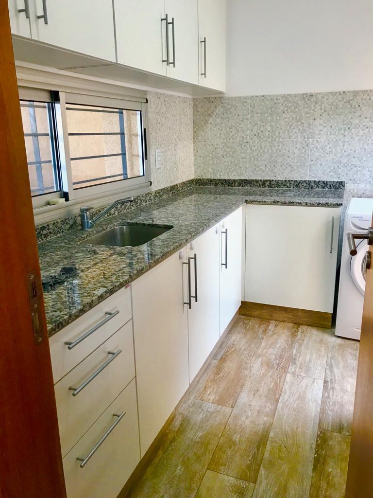 Foto de Venta Casa 3 dormitorios, barrio La Cardera Funes, imagen 4