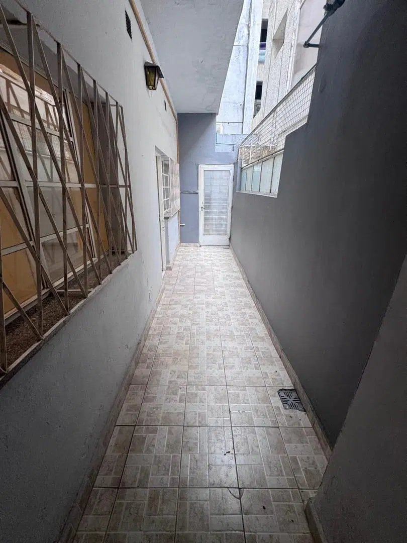 Alquiler, Departamento de pasillo 2 dormitorios, zona centro Rosario 4