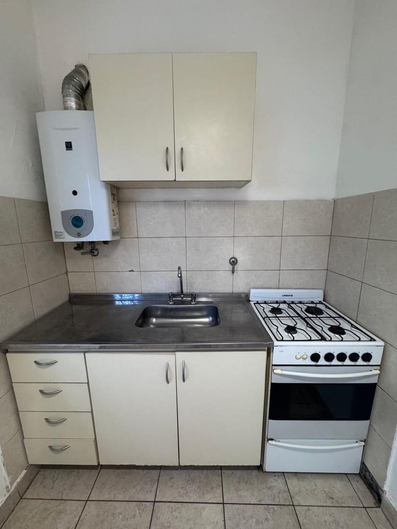 Foto de Alquiler, Departamento de pasillo 2 dormitorios, zona centro Rosario, imagen 1
