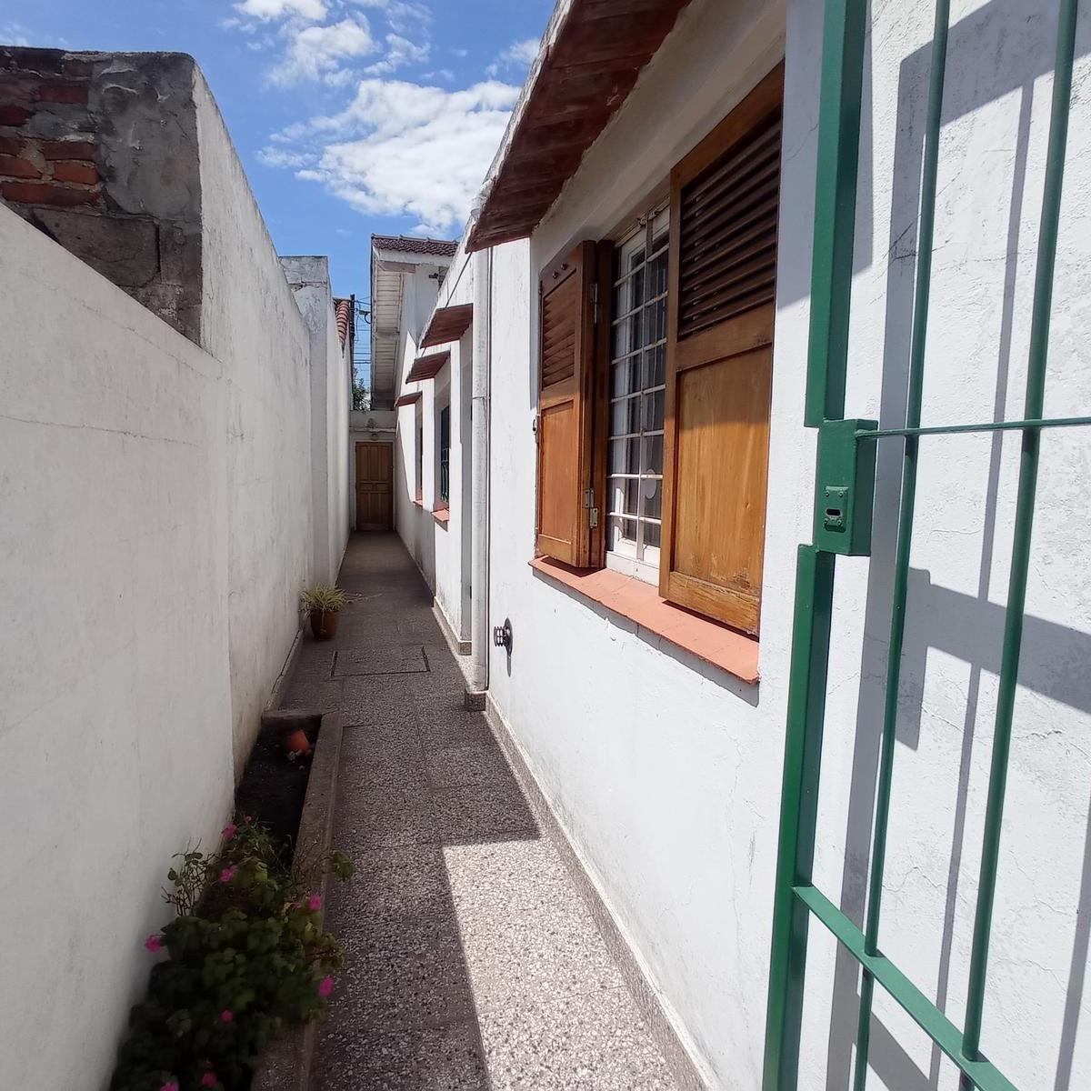 2 Casas en Venta en Block Sobre Espectacular Lote de 10 X 43,30 2