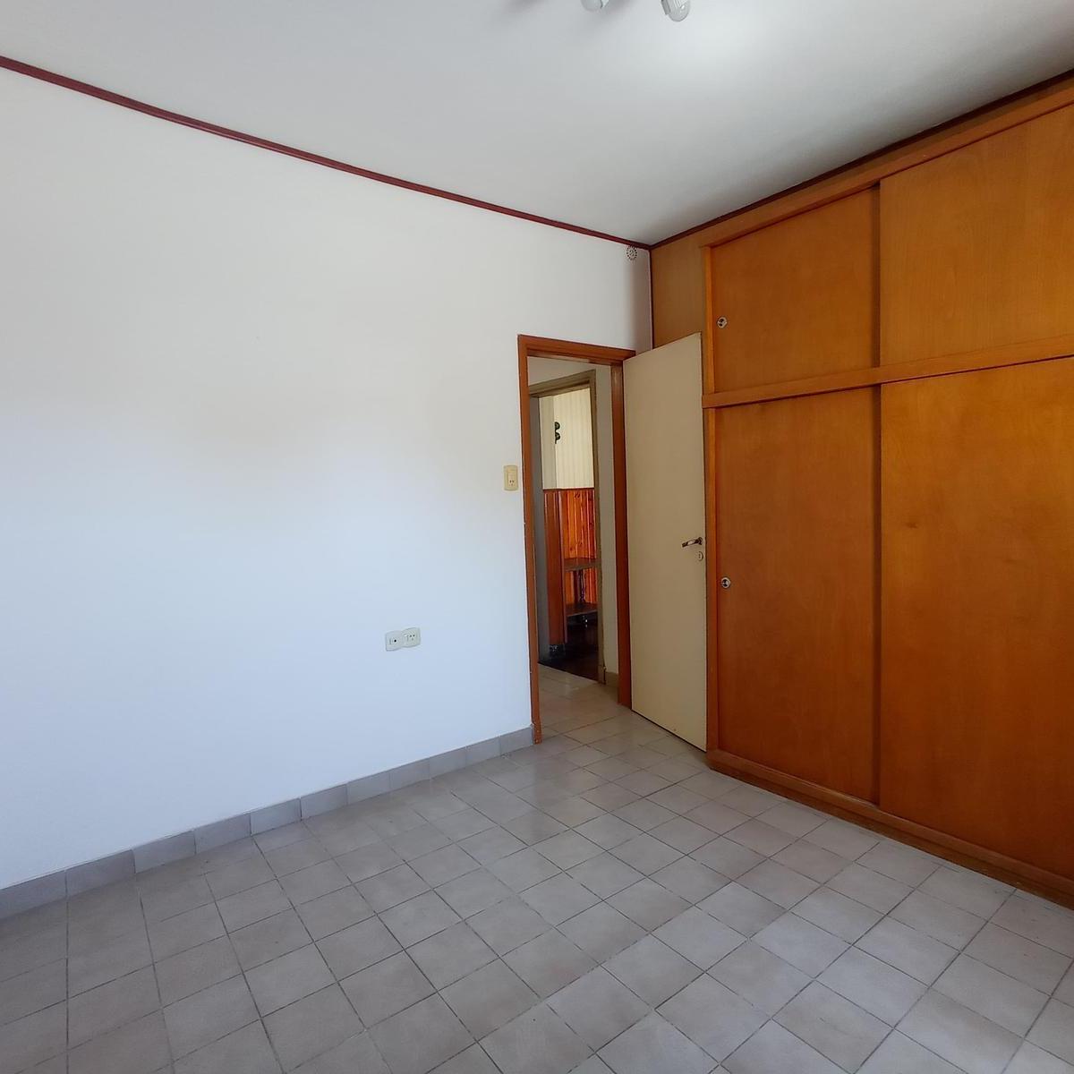 2 Casas en Venta en Block Sobre Espectacular Lote de 10 X 43,30 1