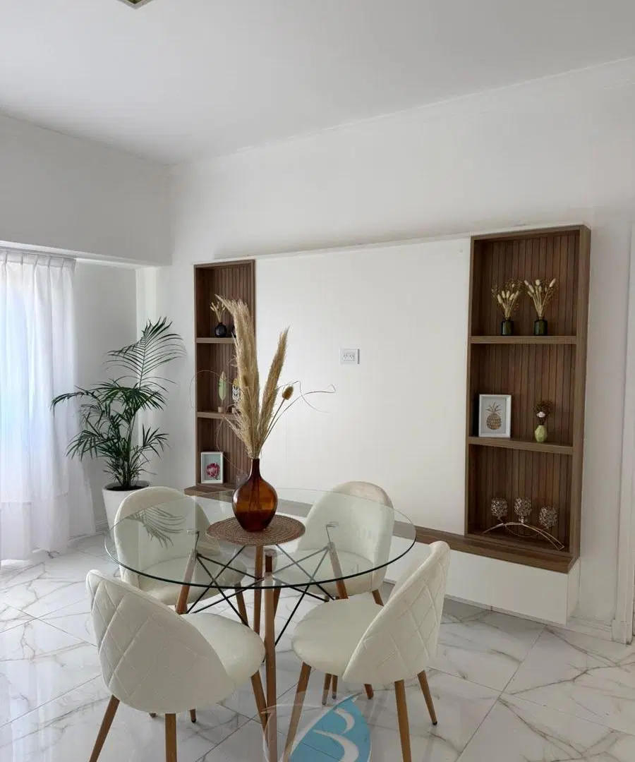 3 ambientes con balcón saliente 2