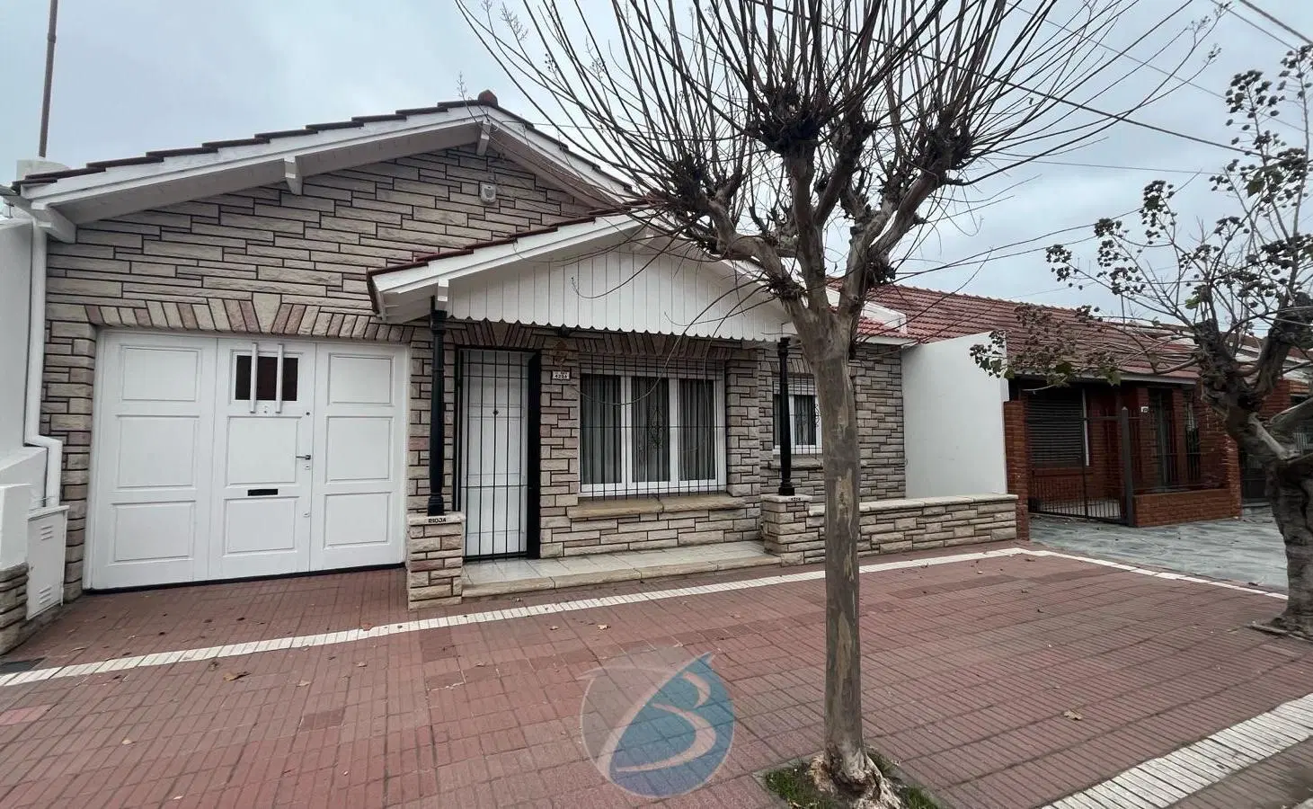 Chalet 3 ambientes con parque y quincho 3