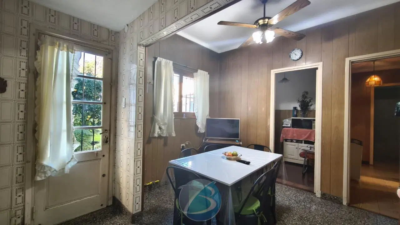 Chalet 3 ambientes con parque y quincho 5