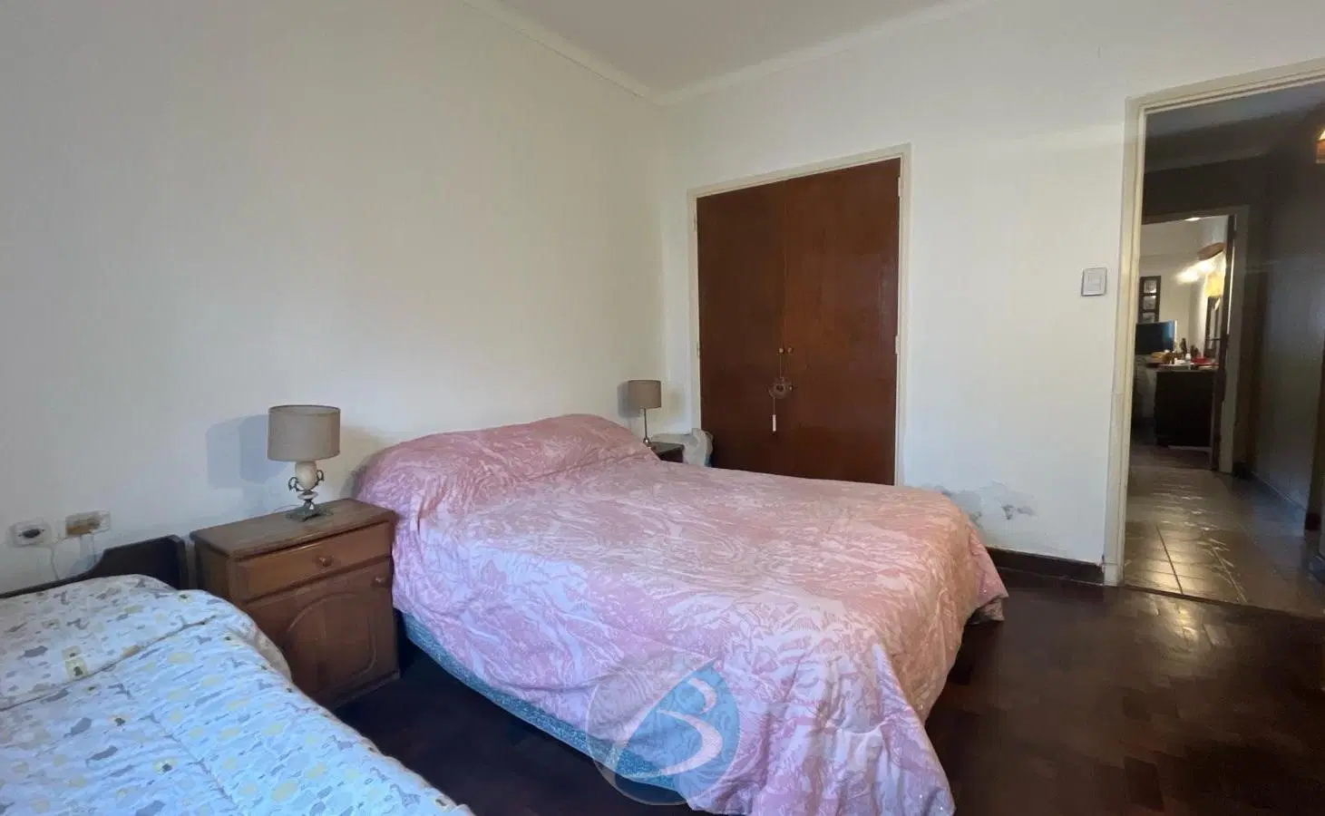 Chalet 3 ambientes con parque y quincho 1