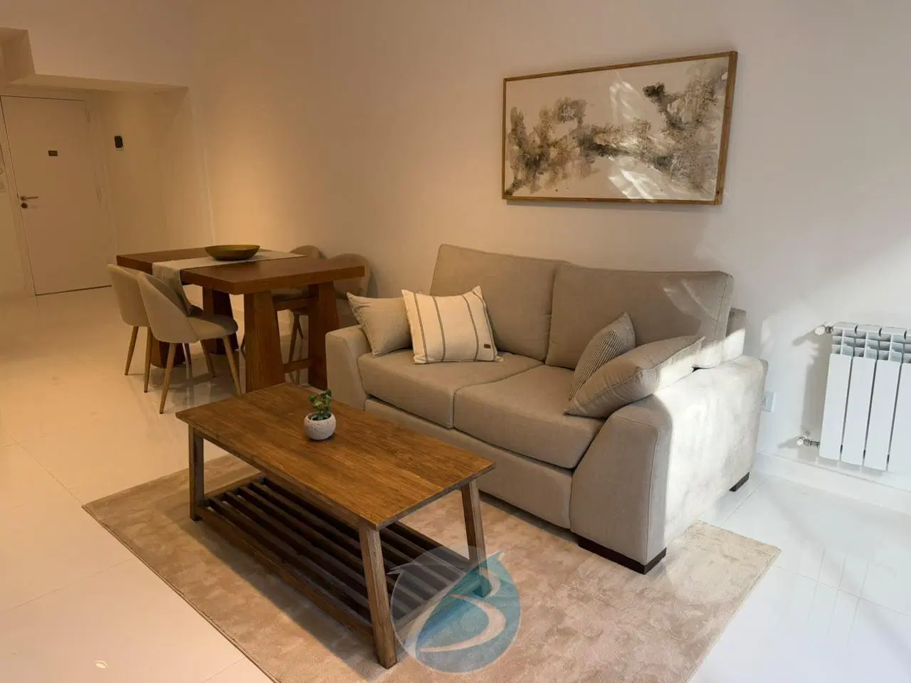 3 ambientes con balcón saliente 2