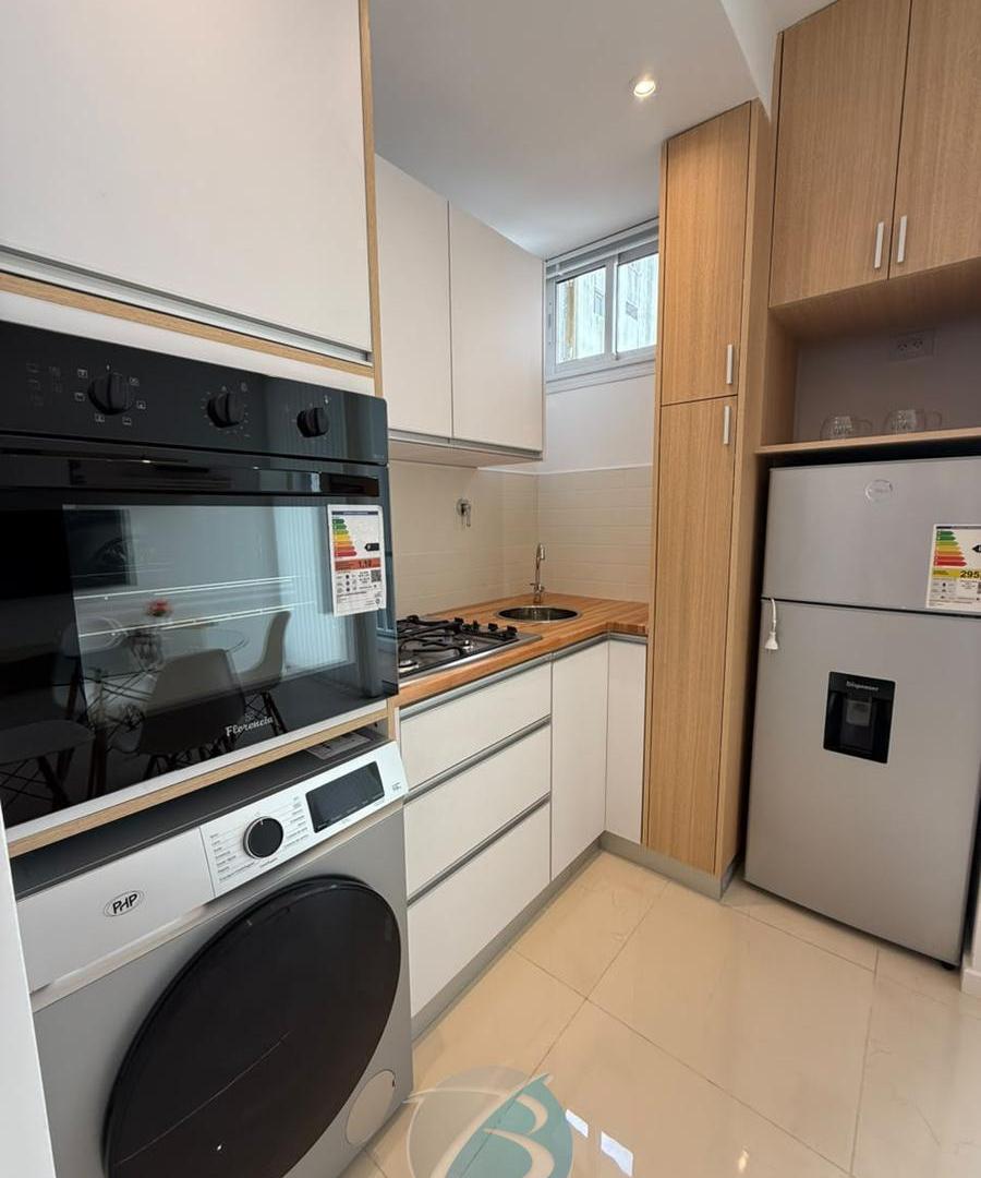 Foto de 1 ambiente al lateral con balcón saliente, imagen 5