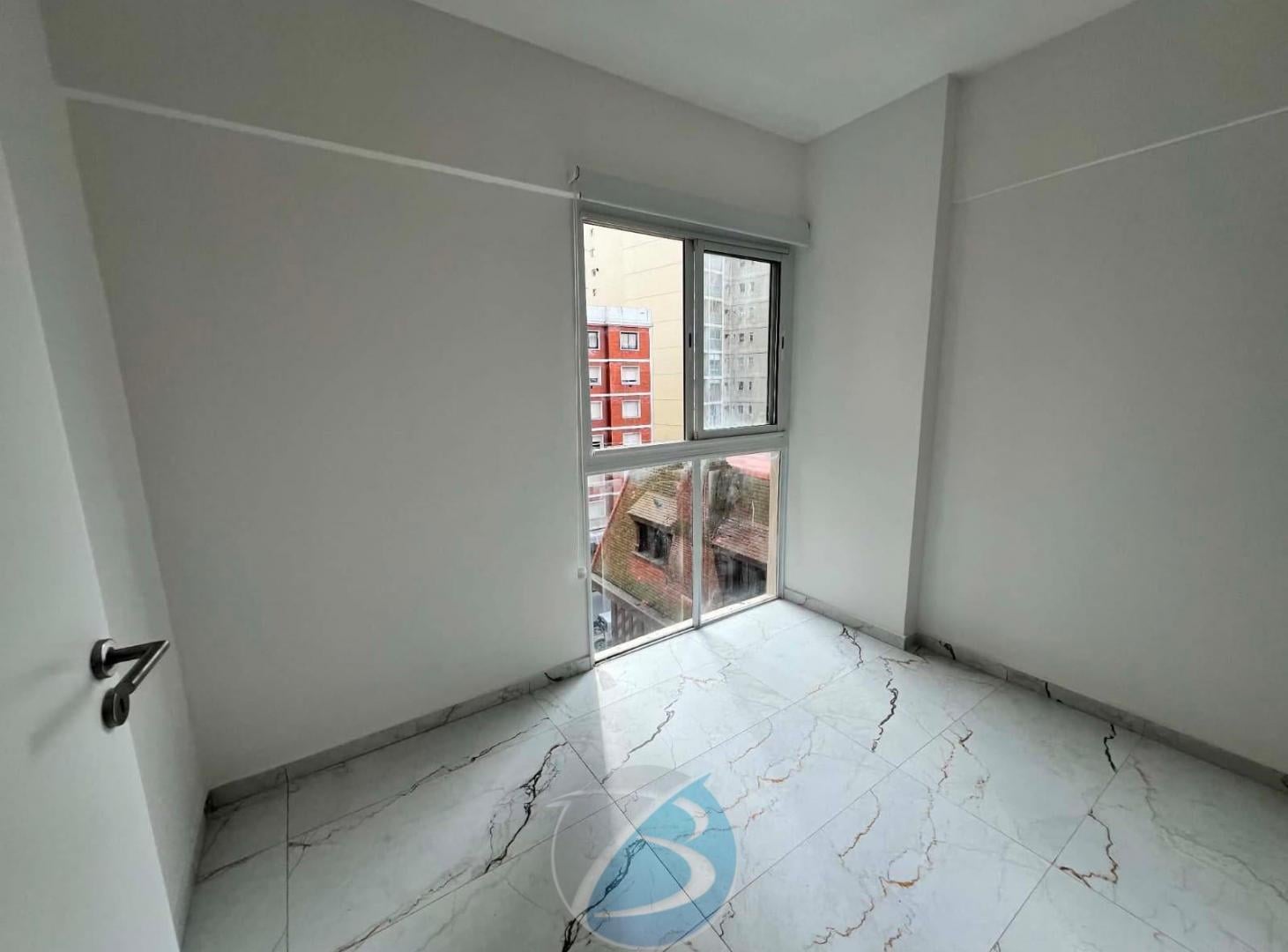 Foto de 1 ambiente al lateral, imagen 2