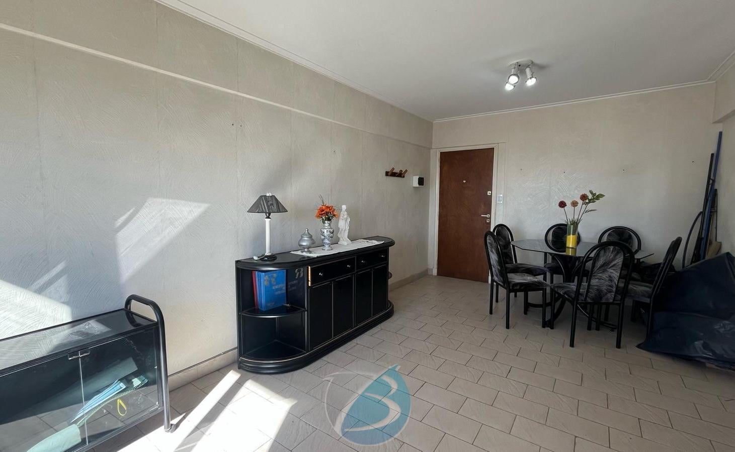 Foto de 2 ambientes con balcón saliente y cochera, imagen 3