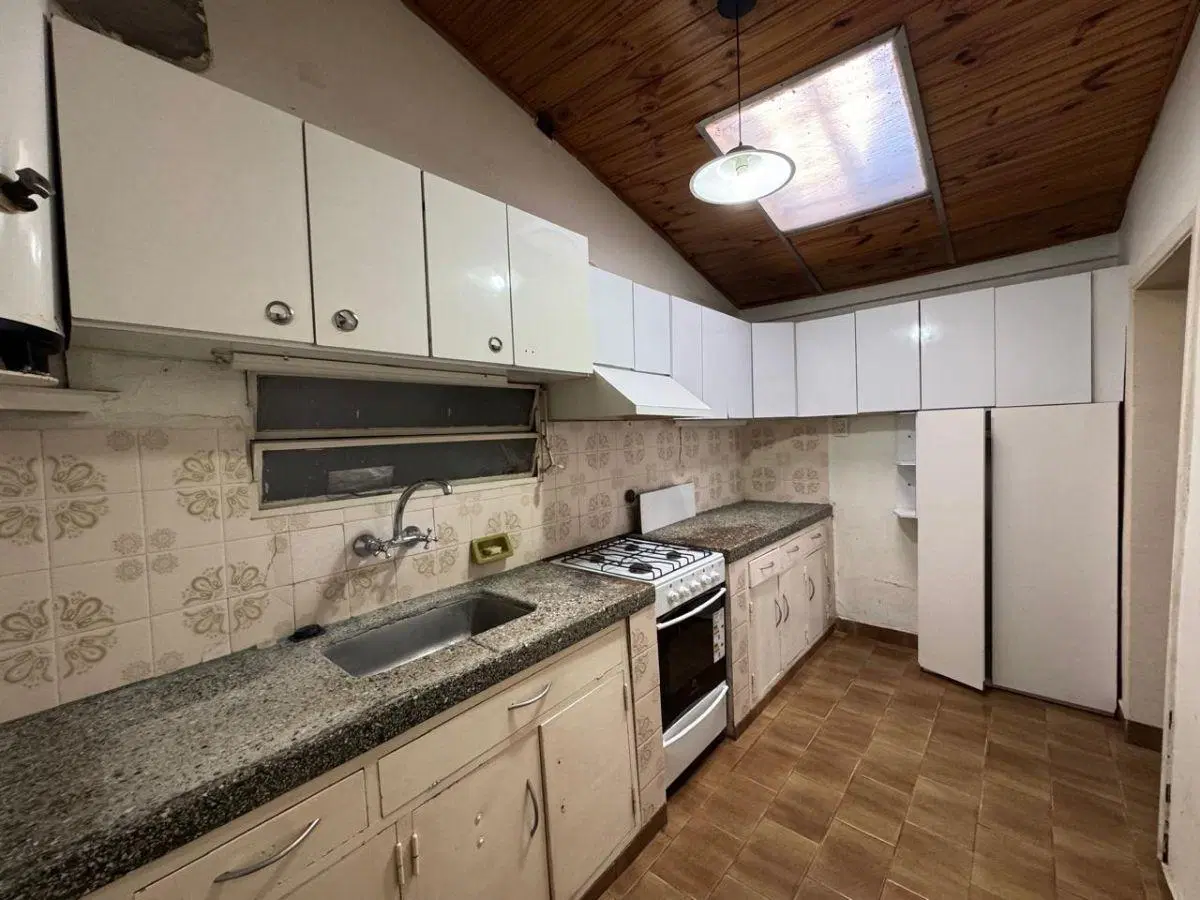 CHALET EN ADROGUE 3 AMBIENTES EXCELENTE UBICACION - CONSULTANOS ! 2