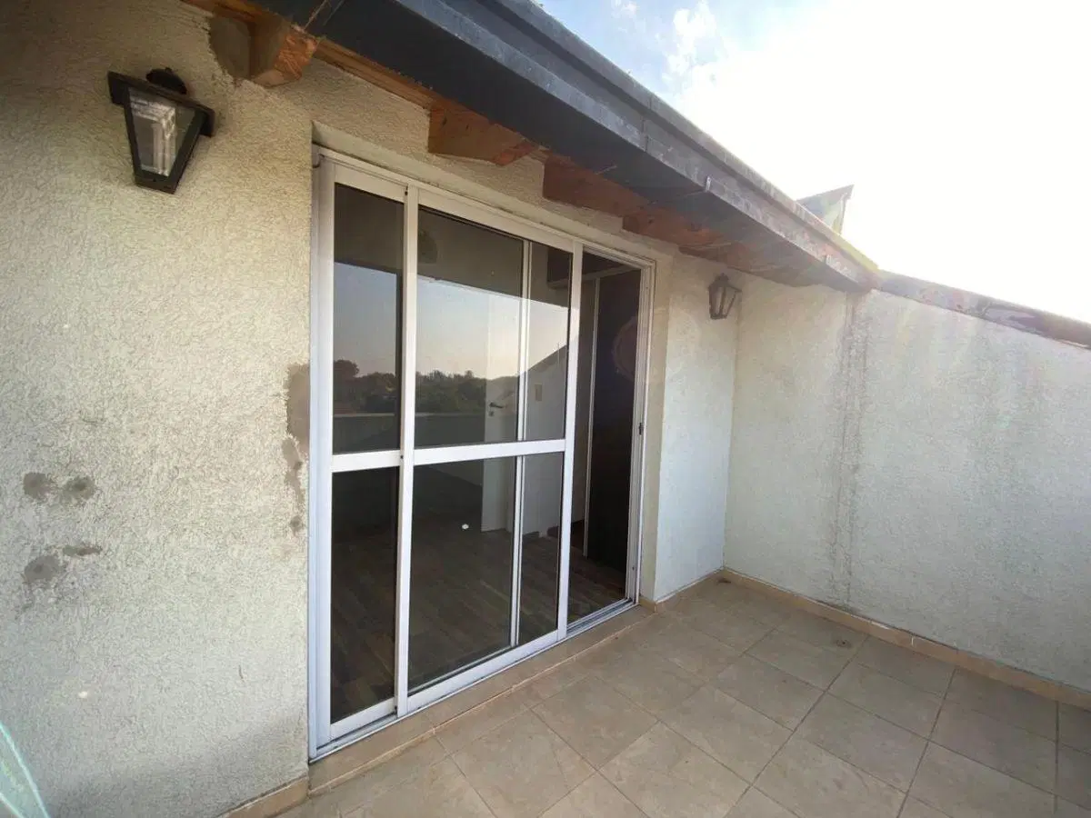 DEPARTAMENTO EN AV. HIPOLITO YRIGOYEN ADROGUE - EXCELENTE UBICACIÒN ! 5