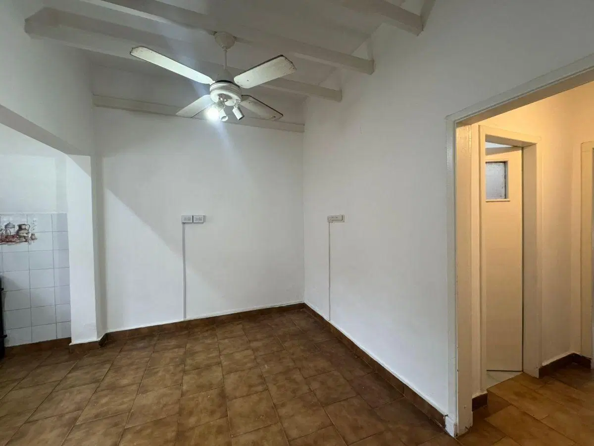 CASA EN ADROGUE CERCA DEL CENTRO COMERCIAL - EXCELENTE UBICACION ! 8