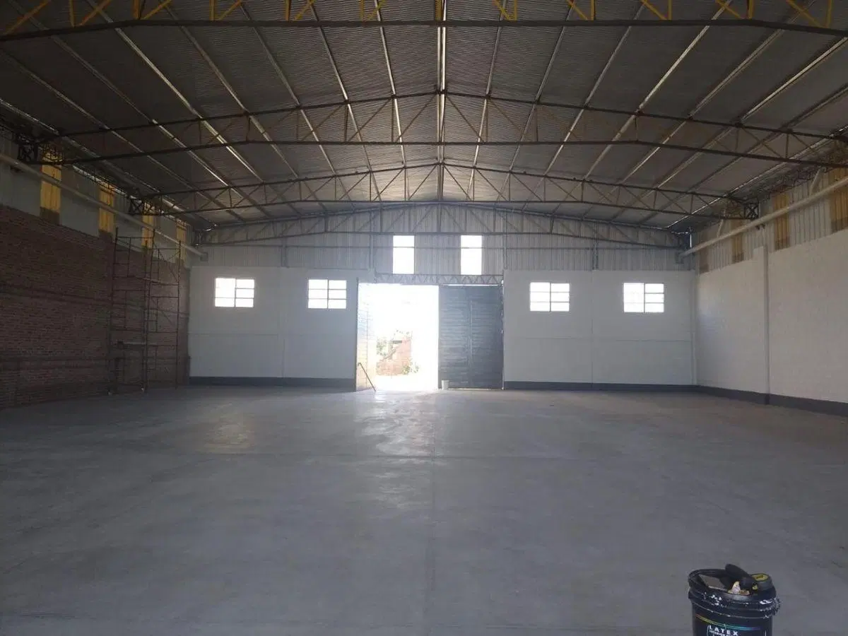 GALPON INDUSTRIAL - ESTEBAN ECHEVERRIA - Avenida Santa Catalina 3230 ( 9 de abril ) 4