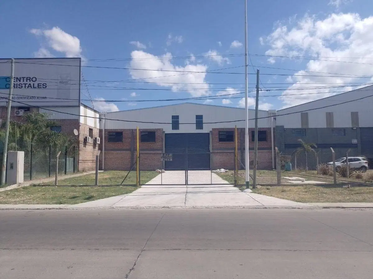 GALPON INDUSTRIAL - ESTEBAN ECHEVERRIA - Avenida Santa Catalina 3230 ( 9 de abril ) 2