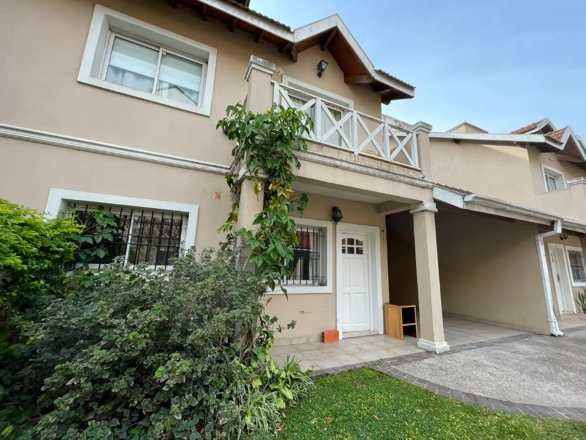 Triplex en Bynnon 4 Ambientes - Excelente Ubicación Adrogue - Consultanos! 5