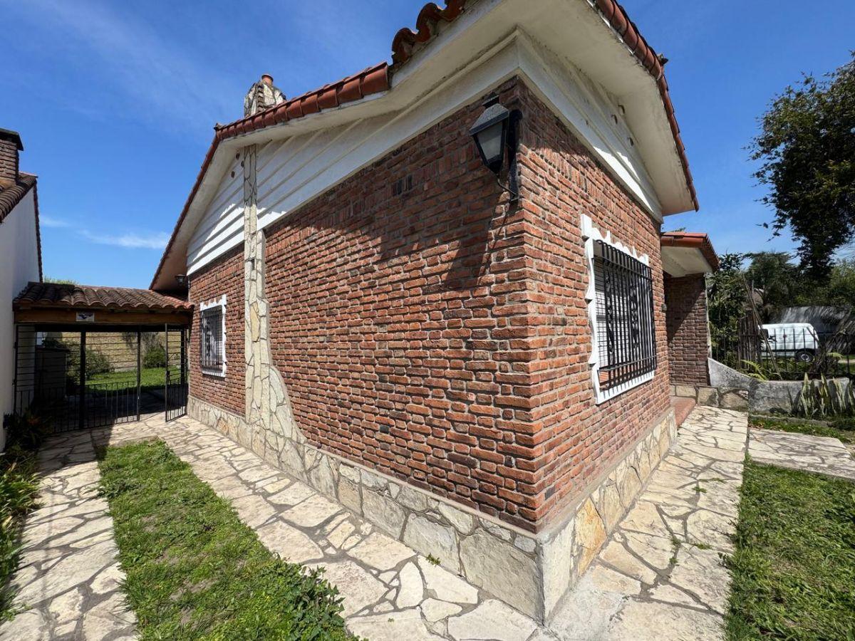 Foto de CHALET EN VENTA - LONGCHAMPS - IMPECABLE - 3 DORMITORIOS CON JARDIN Y, imagen 2