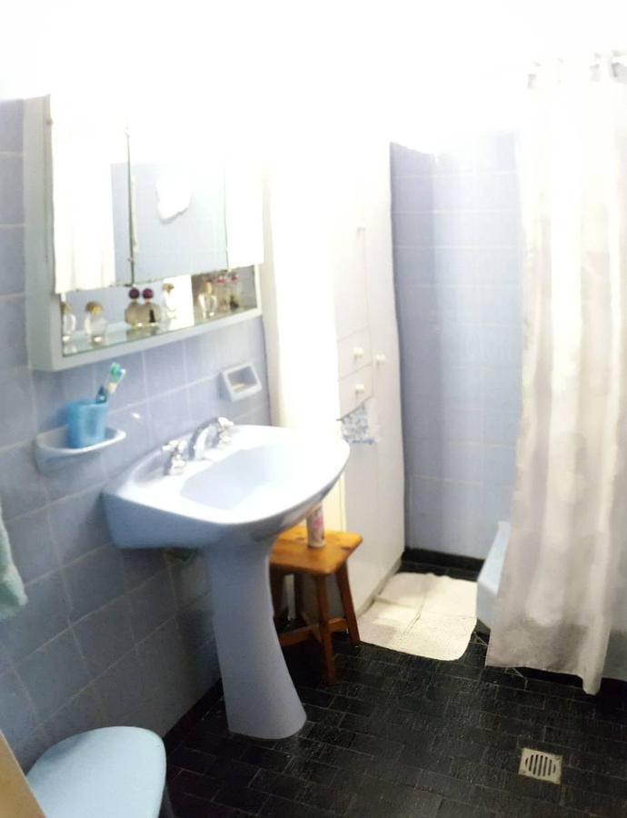 CASA EN LOTE PROPIO 272 M2.