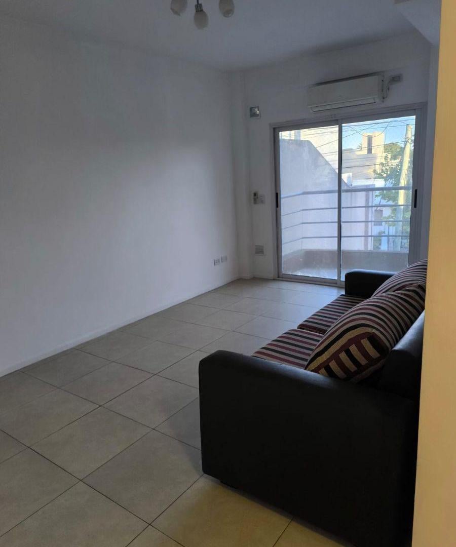 Departamento de 36 m² con 1 dormitorio en venta y alquiler en Martín Coronado