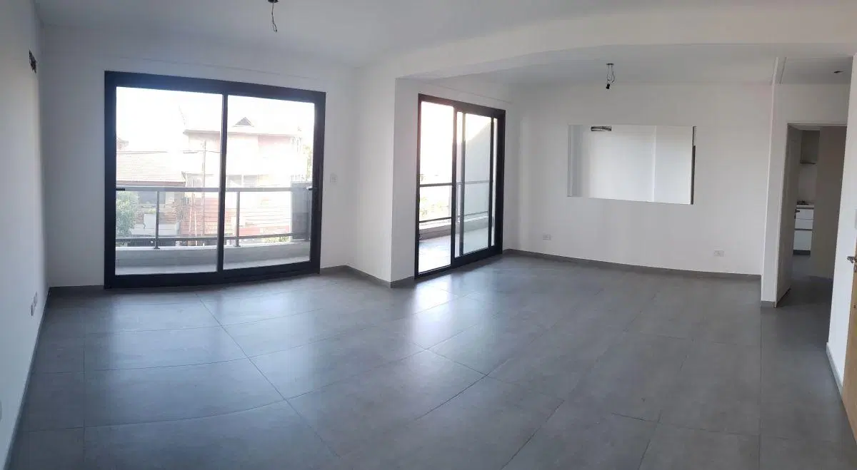 Edificio con 125 m2 construidos en venta en Sáenz Peña 2