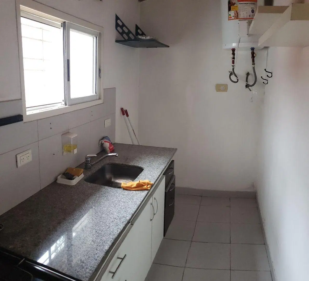 Departamento de 60 m² con 1 dormitorio en alquiler en Caseros 8