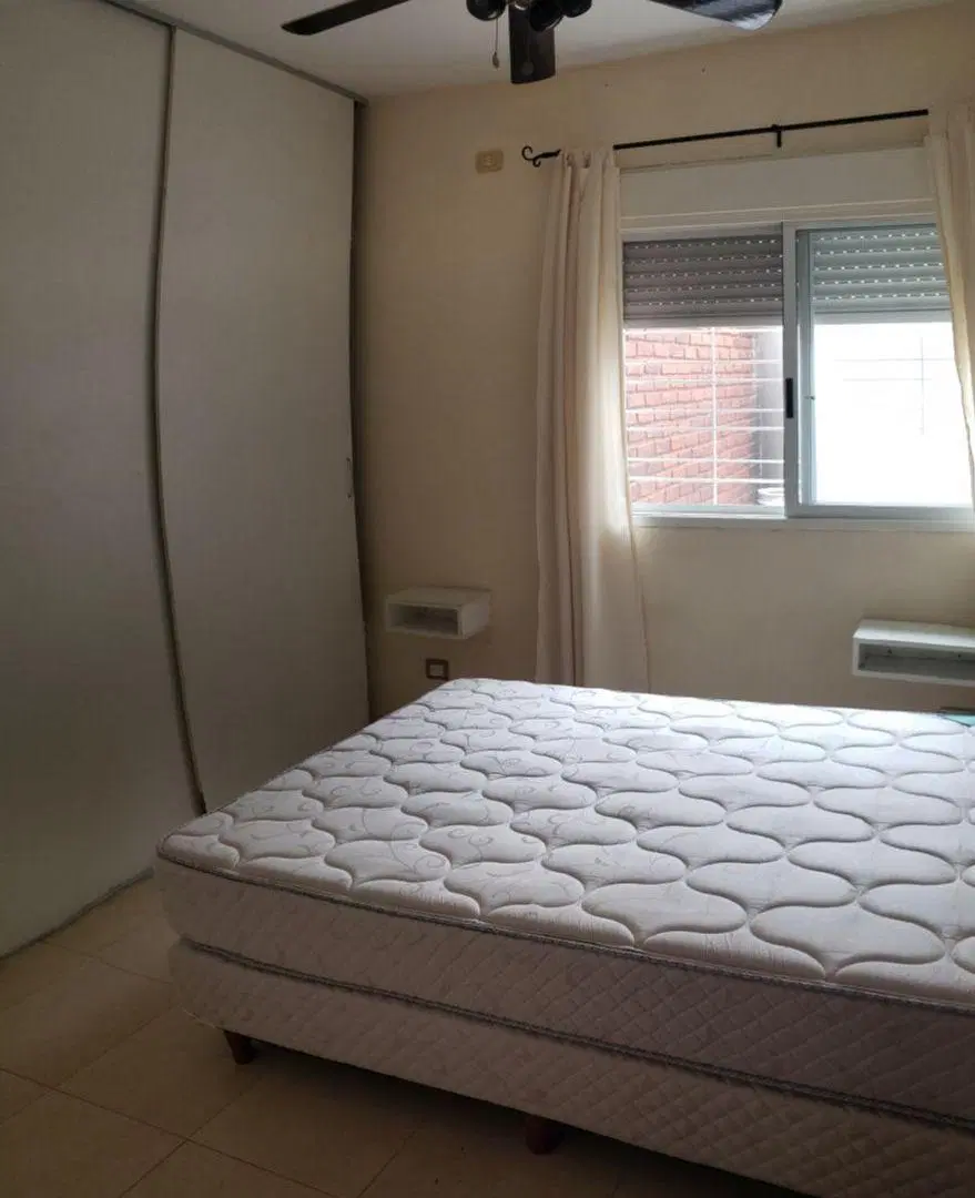 Departamento de 60 m² con 1 dormitorio en alquiler en Caseros 4