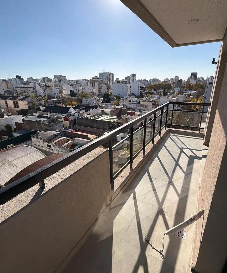 Semipiso de 2 ambientes al frente 2