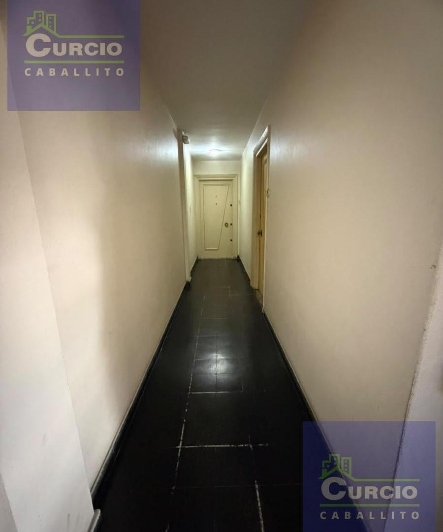 Foto de Venta 3 Ambientes con Amplio Balcón en Caballito, imagen 2