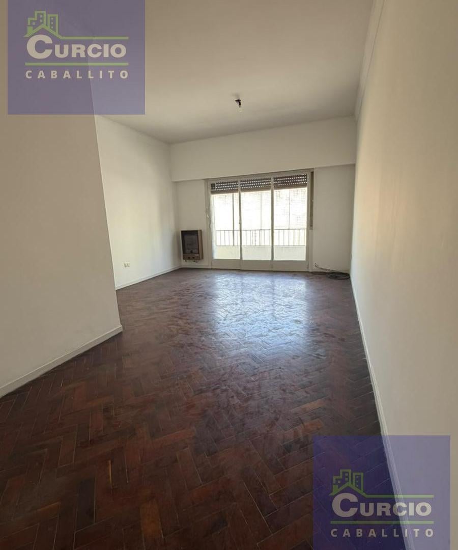 Foto de Venta 3 Ambientes con Amplio Balcón en Caballito, imagen 4