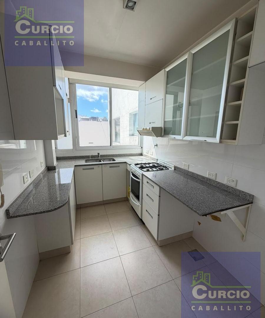 Foto de Departamento 4 ambientes con cochera en Caballito, imagen 4