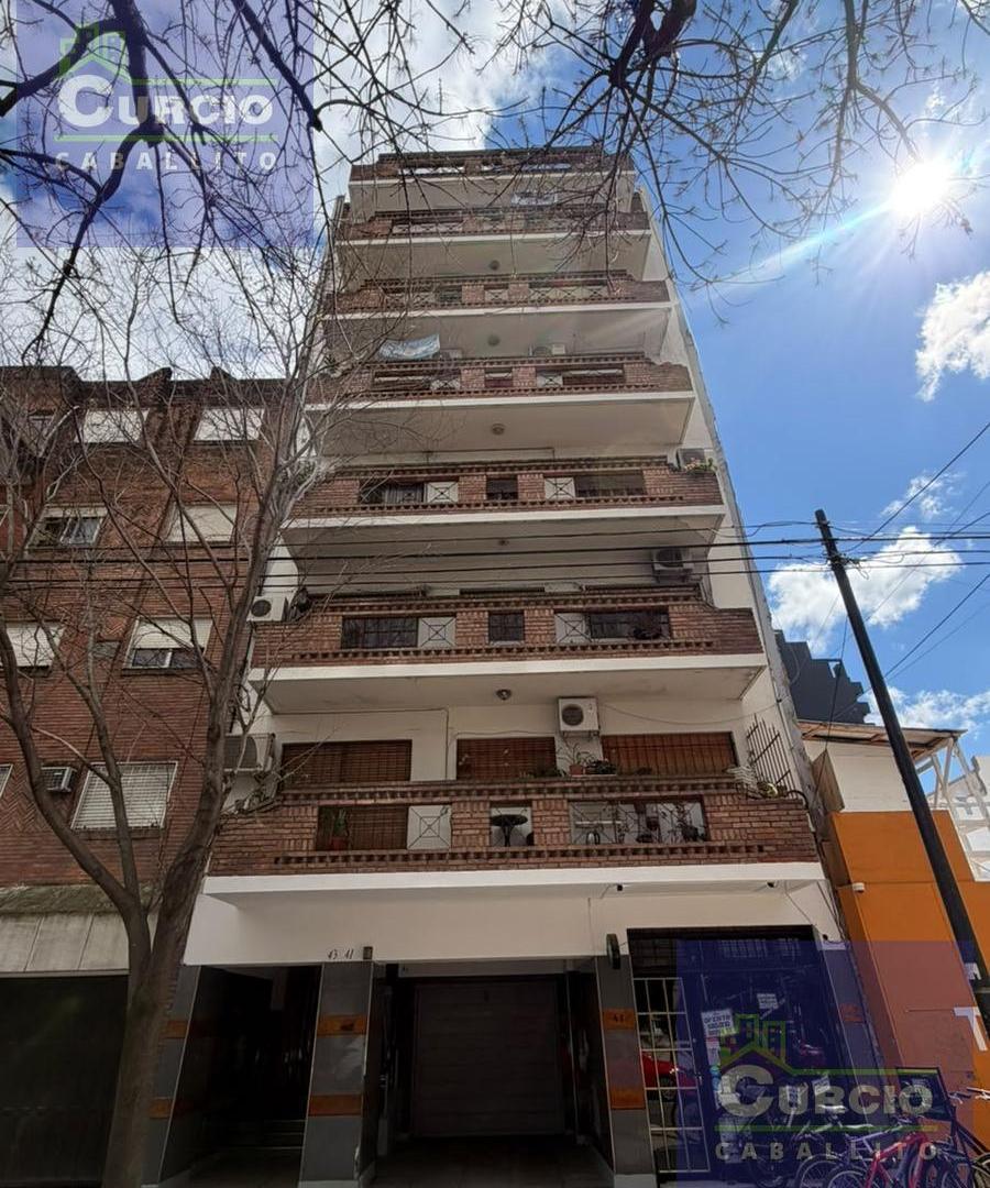 Foto de Departamento 4 ambientes con cochera en Caballito, imagen 2
