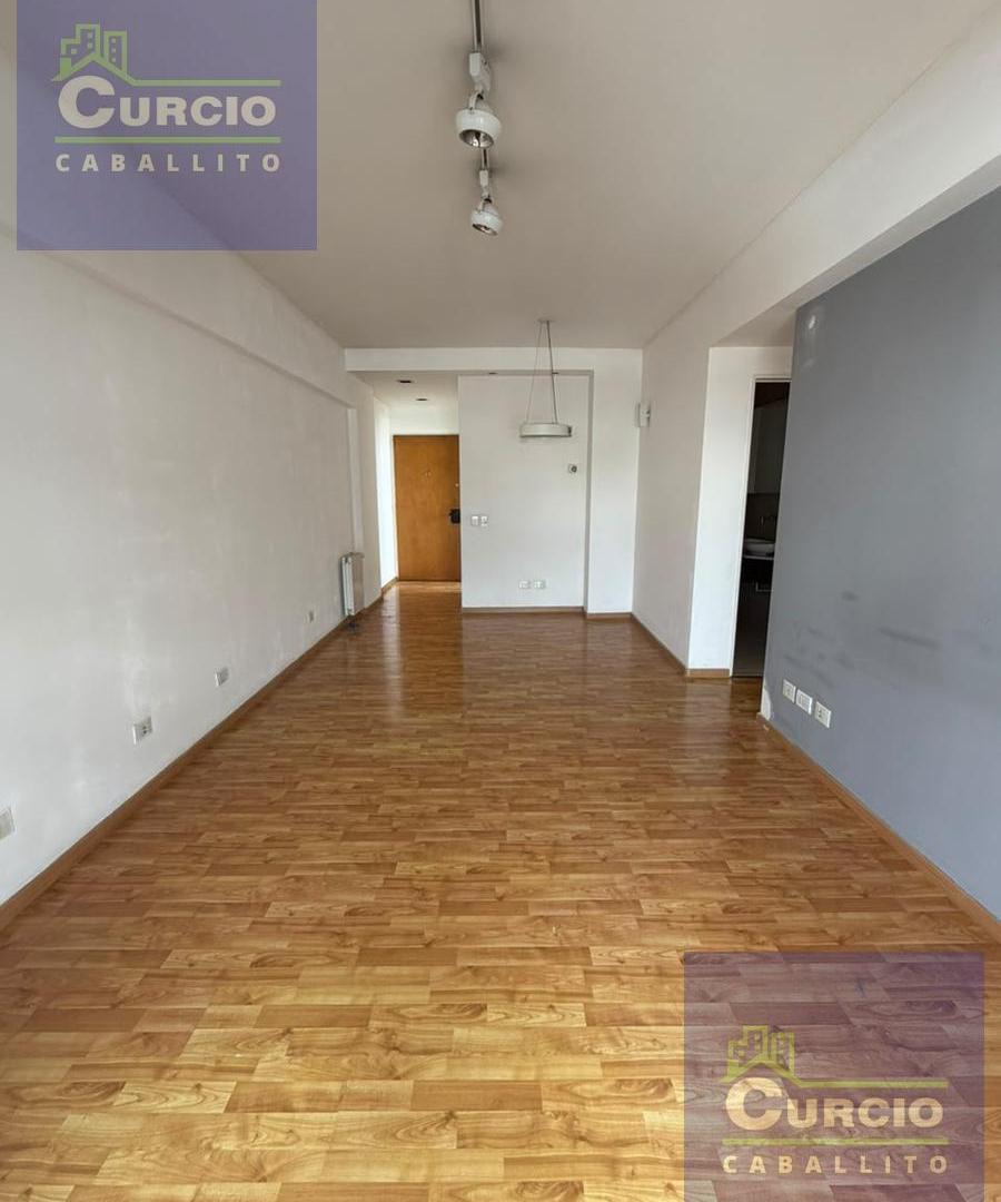 Foto de Departamento 4 ambientes con cochera en Caballito, imagen 3