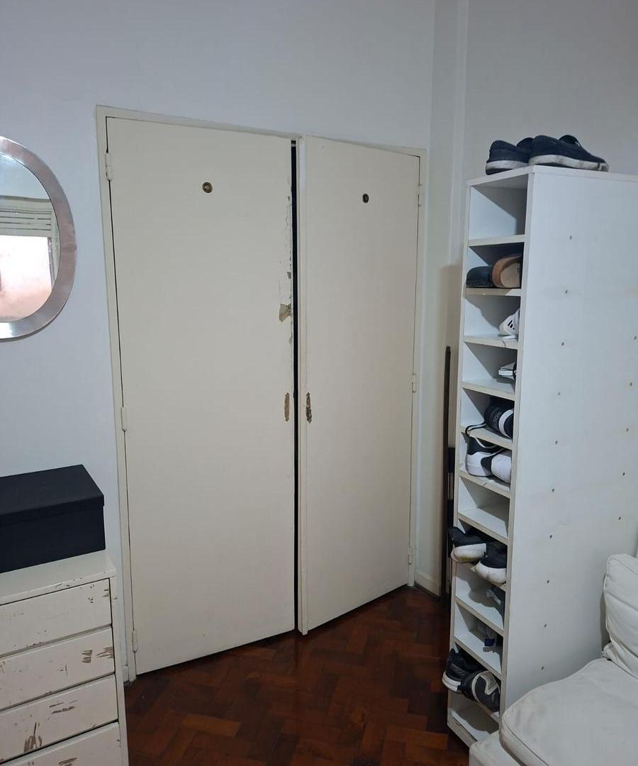 Departamento 4 ambientes con dependencia de servicio