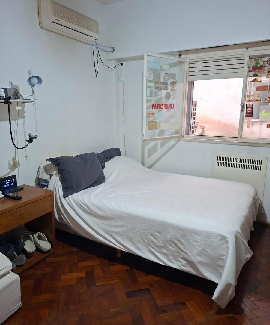 Departamento 4 ambientes con dependencia de servicio