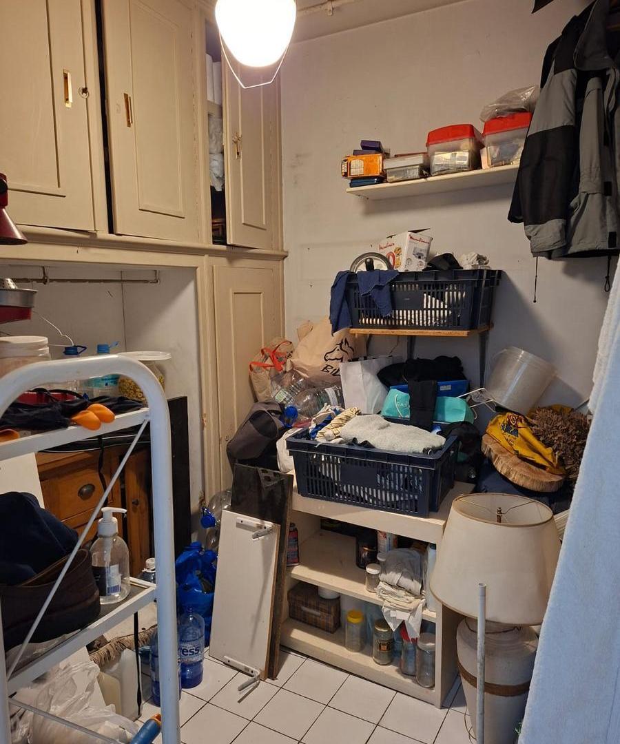 Departamento 4 ambientes con dependencia de servicio