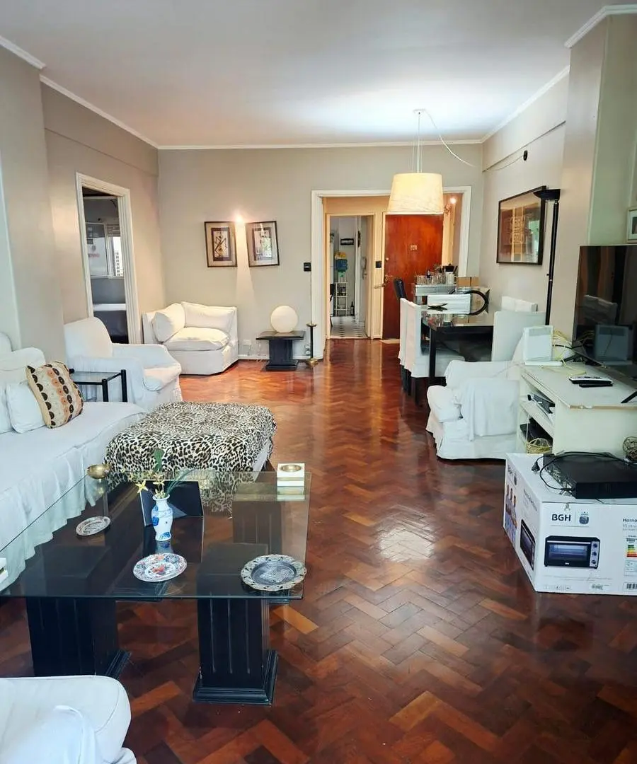Departamento 4 ambientes con dependencia de servicio 5