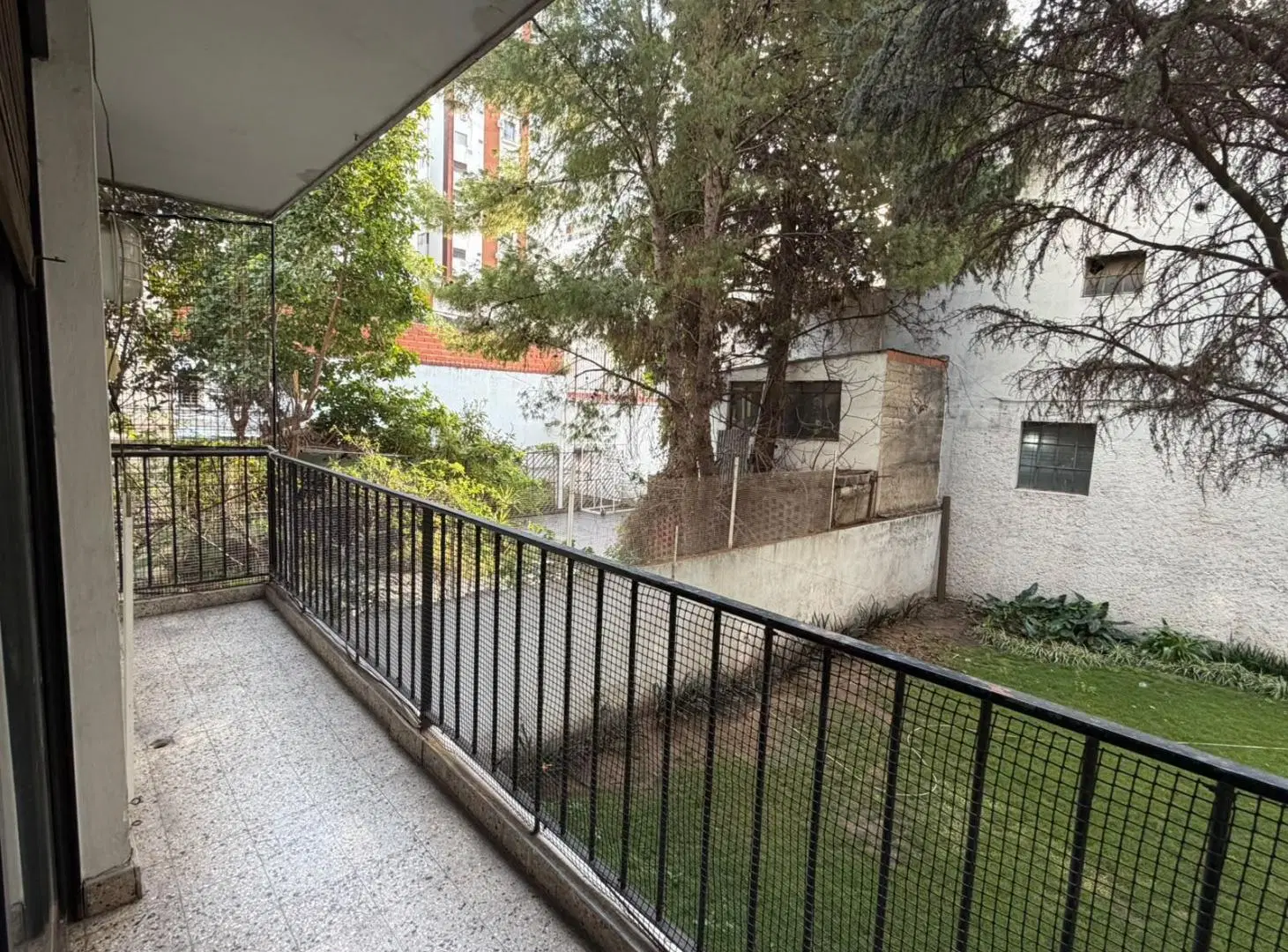 Departamento en ALQUILER de 3 AMBIENTES con Balcón 4