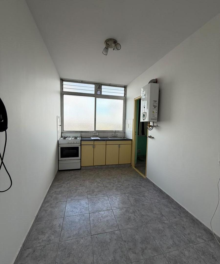 Foto de Departamento-Venta-3 Ambientes en Flores-Piso alto, imagen 4
