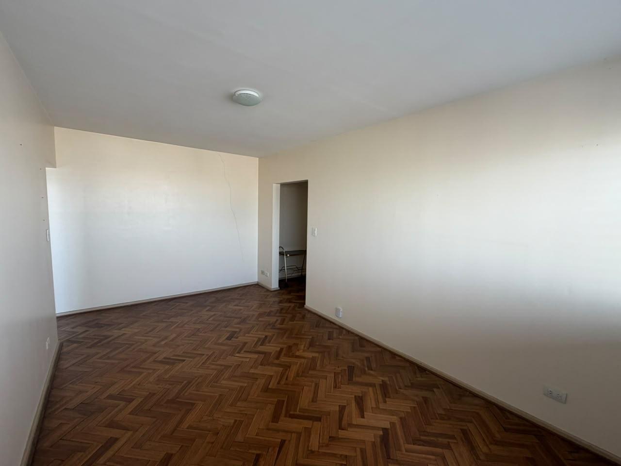 Foto de Departamento-Venta-3 Ambientes en Flores-Piso alto, imagen 2